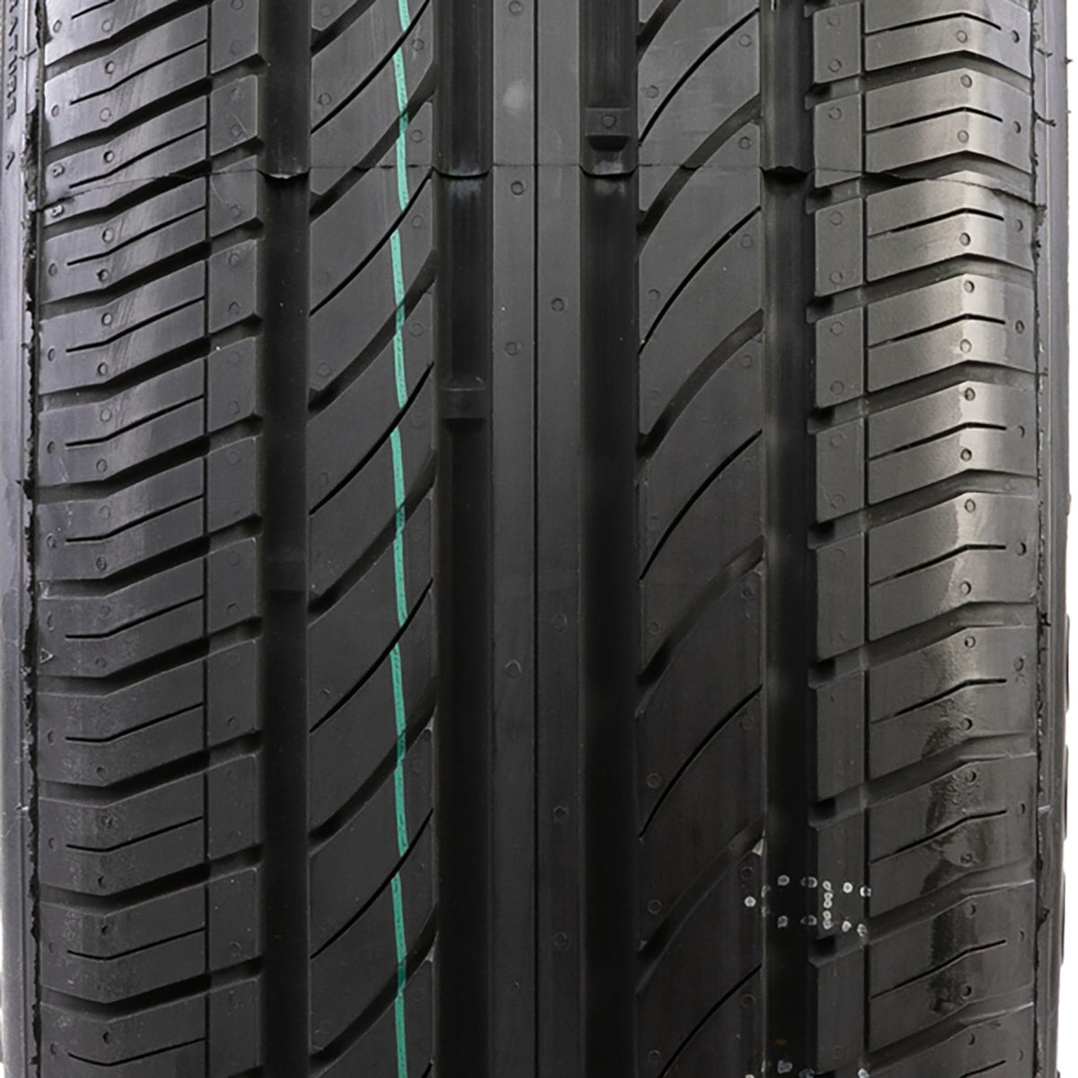 215/60R16 95V Passenger Tire F10439