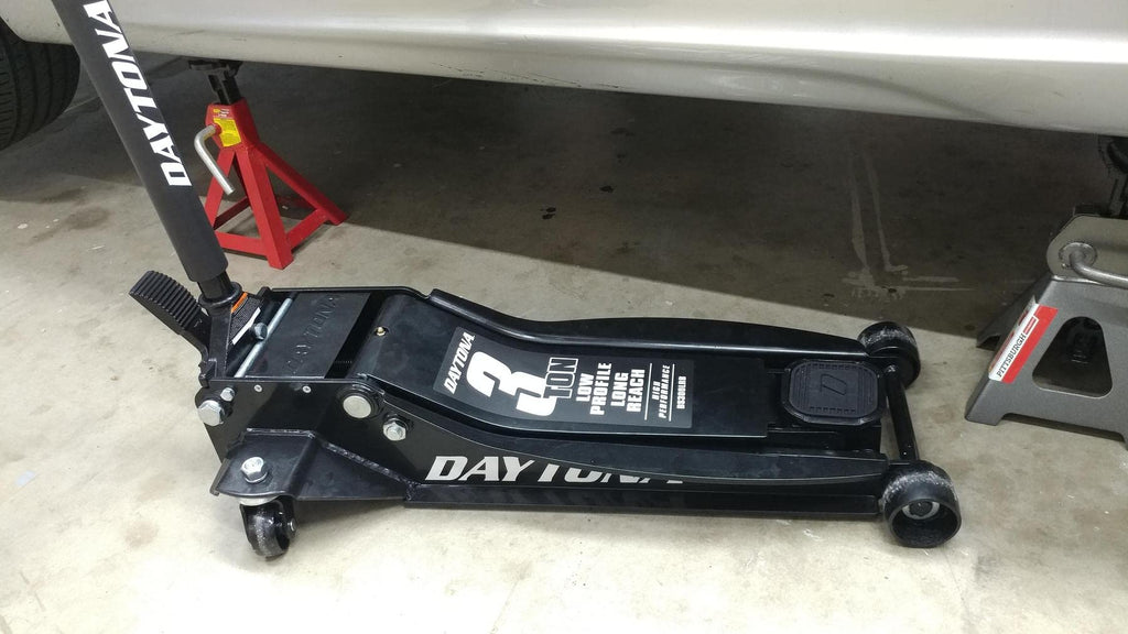 3 ton Low Profile Steel Floor Jack P63733