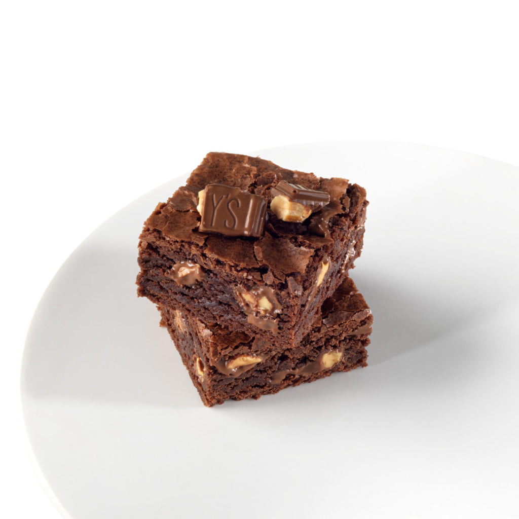 Milk Chocolate with Whole Almonds Candy Bars 1.45 oz 6 Count P349