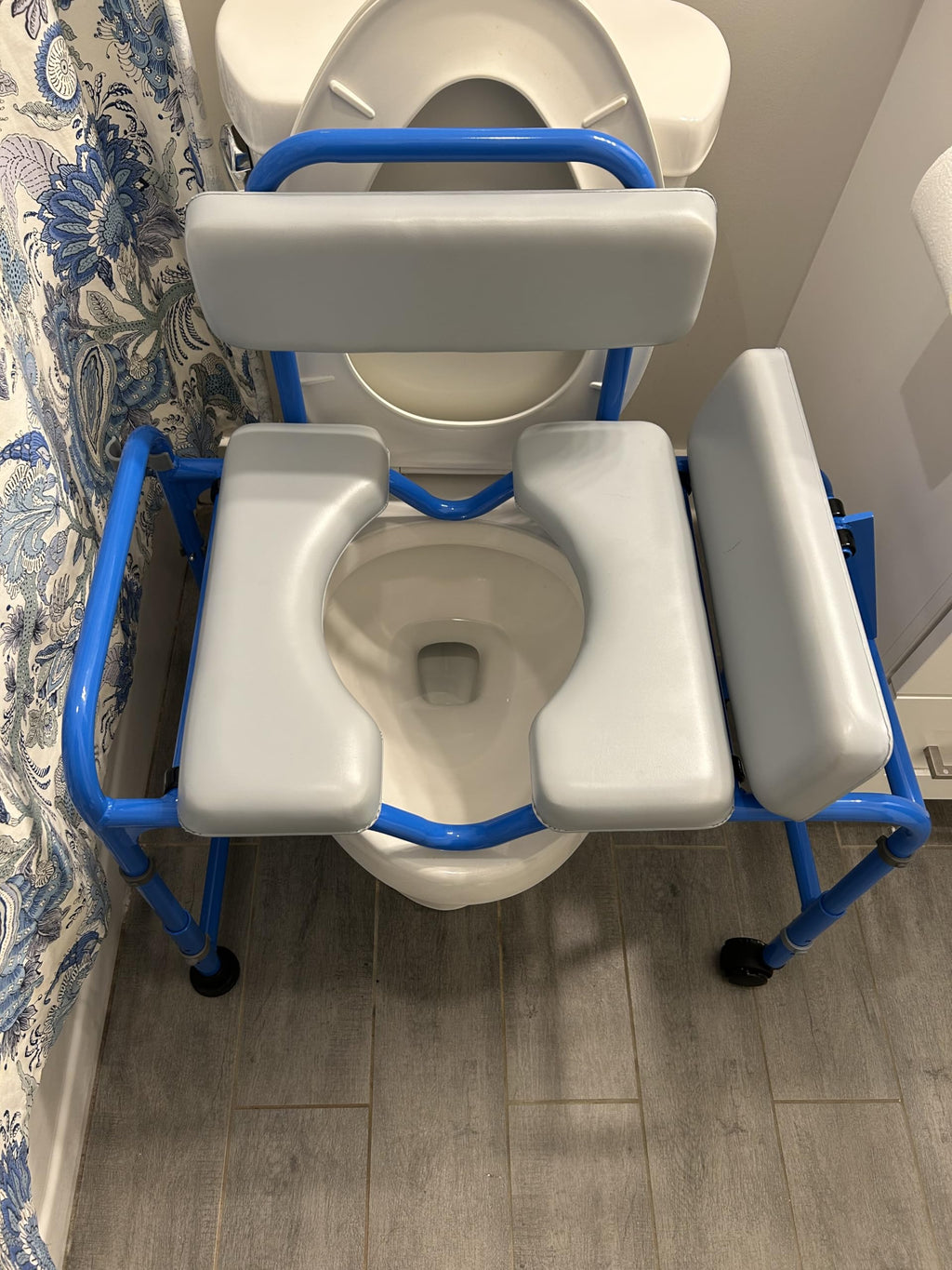 4-in-1 Padded Shower Chair Transfer Bench Commode D81862