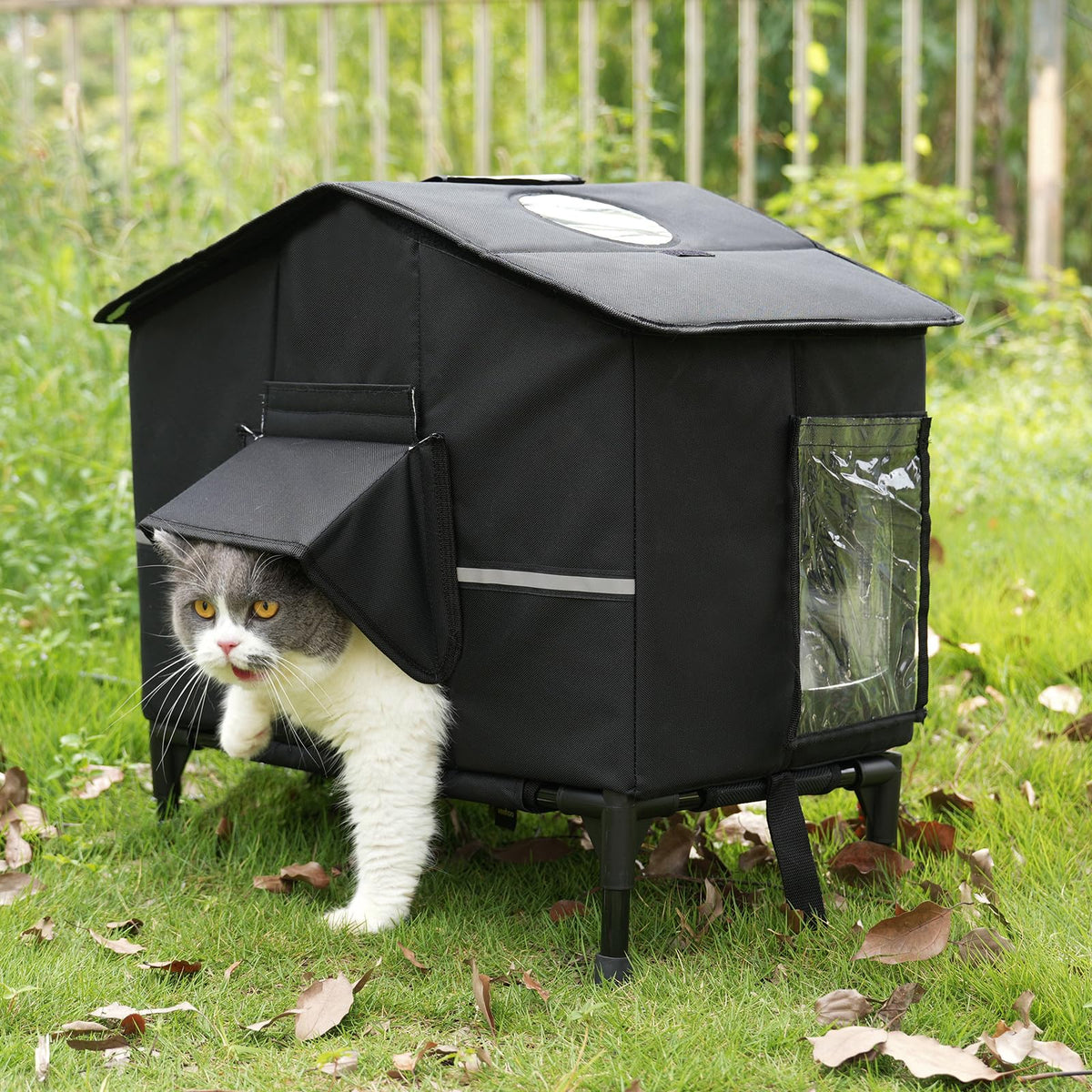 Weatherproof Elevated Insulated Outdoor Cat House F818